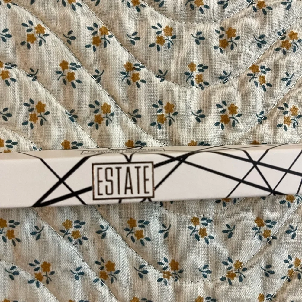 Estate Liquid Eyeliner